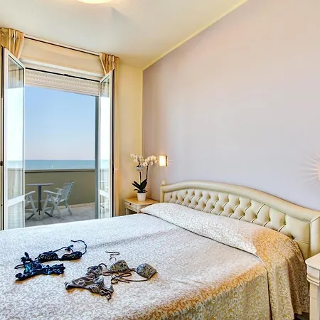 Hotel Brasil Seaview Milano Marittima