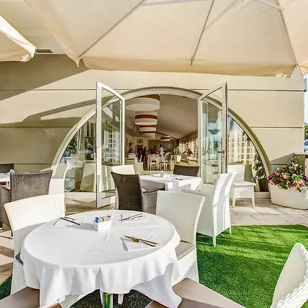 Hotel Brasil Seaview Milano Marittima