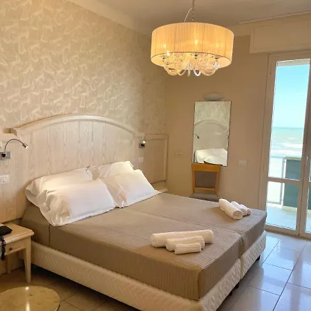 Hotel Brasil Seaview Milano Marittima